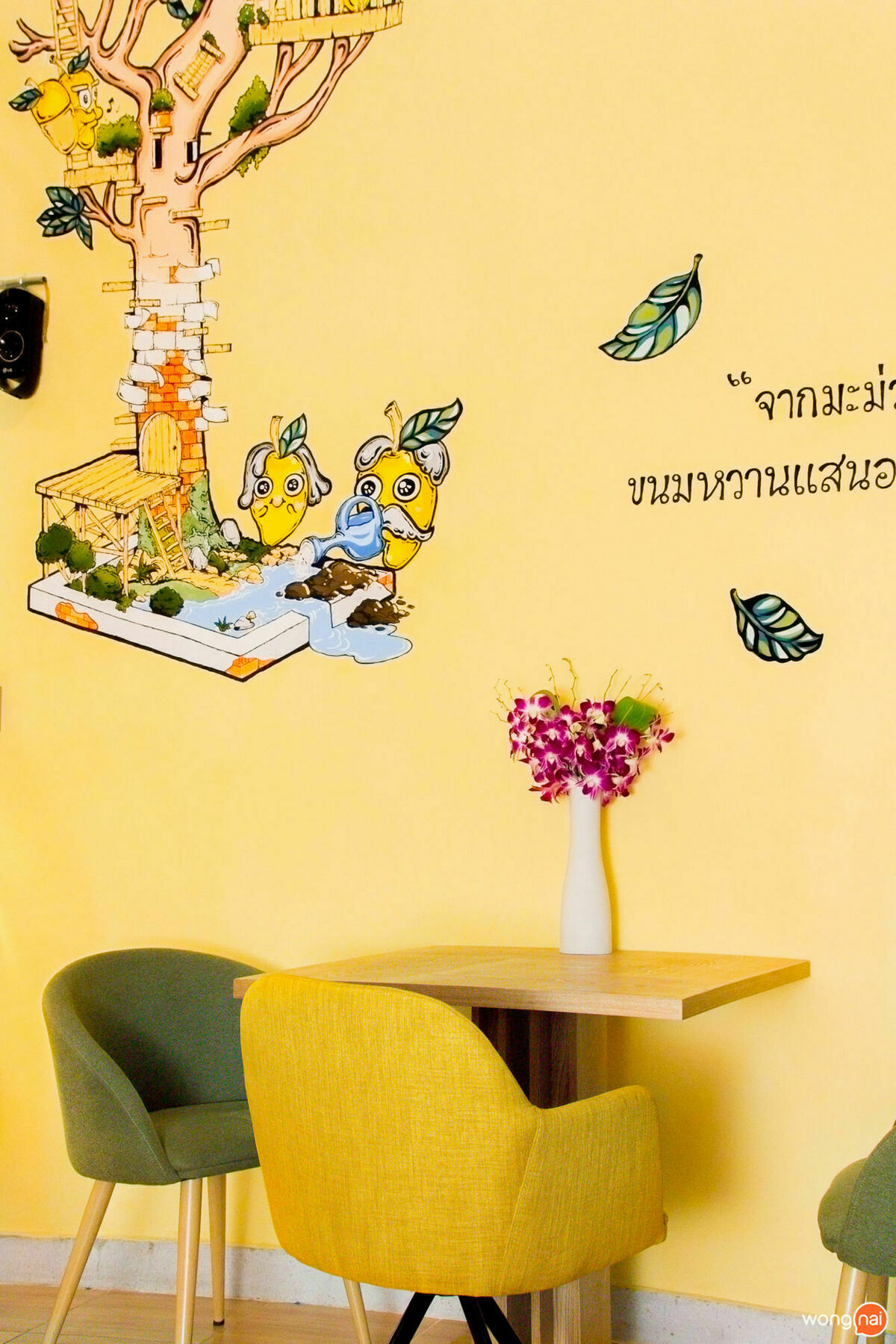 Oyo 743 Sweet Mango Cafe And Hostel Chiang Mai Ngoại thất bức ảnh